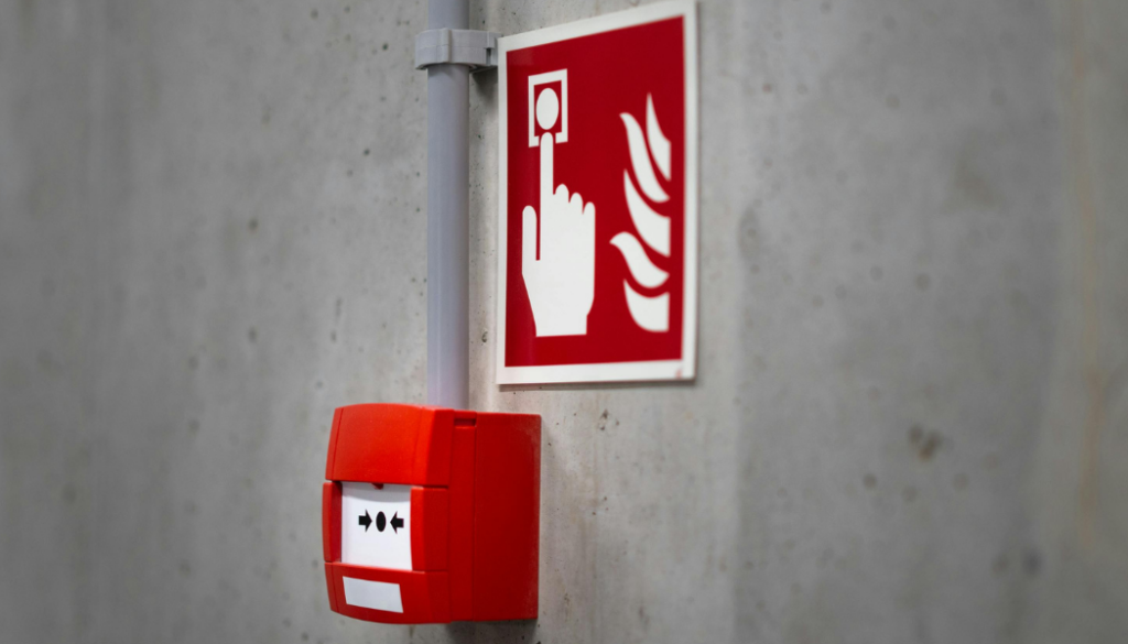 bouton alarme incendie